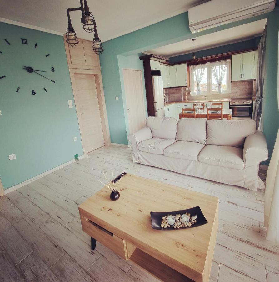 Tararas Apartments Nea Michaniona Rom bilde